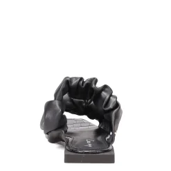 Women's Circus NY, Iggy Sandal