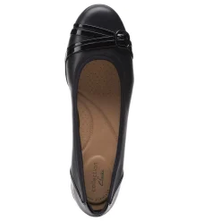 Women's Clarks, Sara Tulip Flat