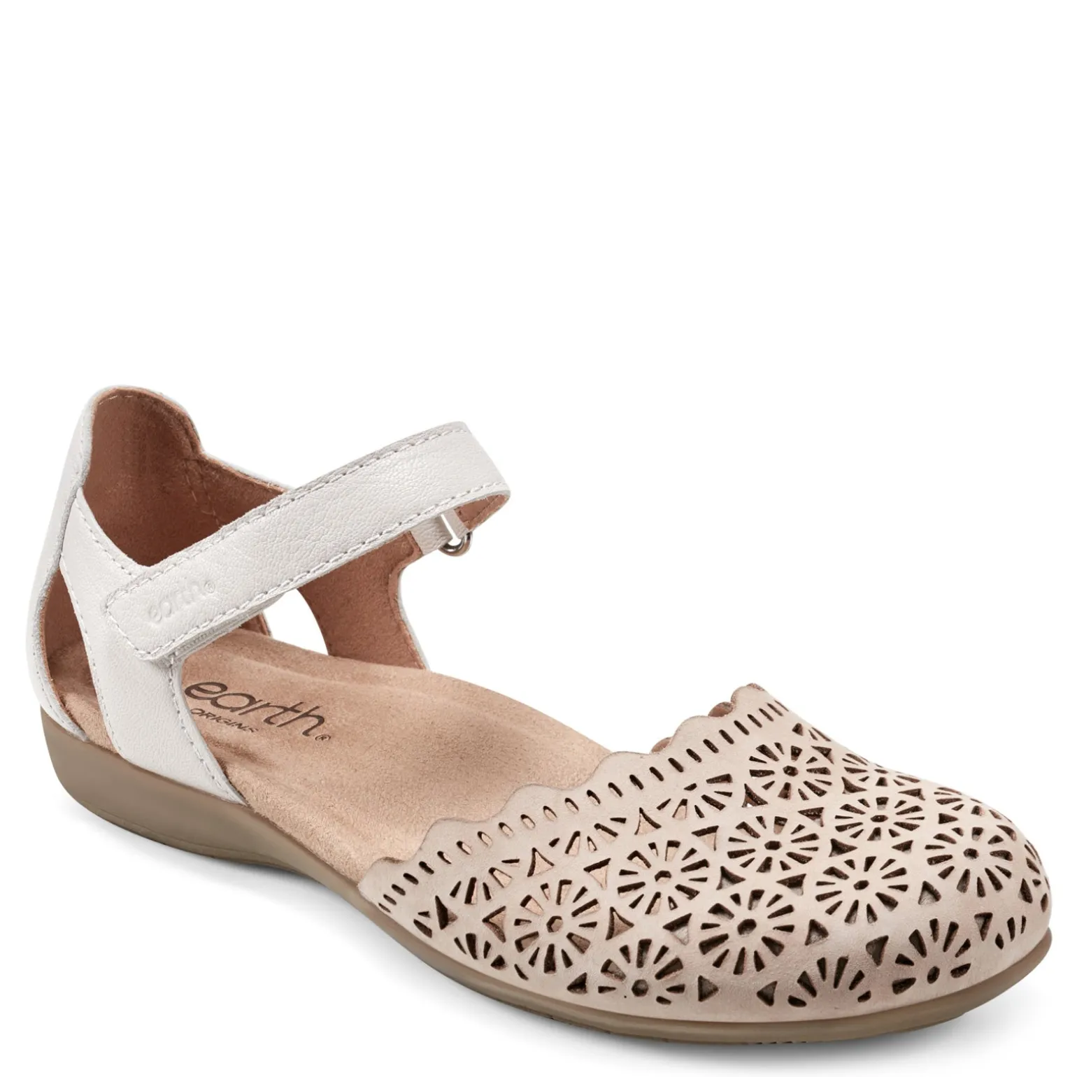 Women's Earth Origins, Bronnie Flat