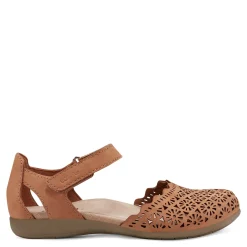 Women's Earth Origins, Bronnie Flat