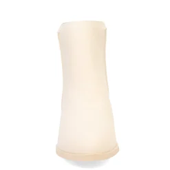 Women's MIA, Lolo Boot