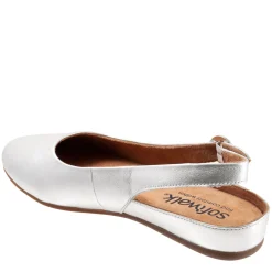 Women's Soft Walk, Sandy Flat