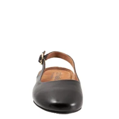 Women's Soft Walk, Sandy Flat