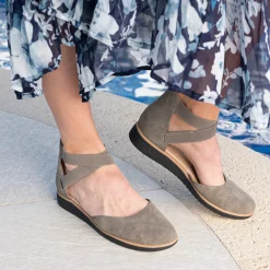 Women's SOUL Naturalizer, Intro Slip-On