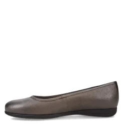 Women's Trotters, Darcey Flat