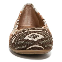 Women's Zodiac, Sonia Flat